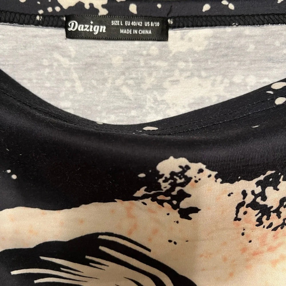 Size large leopard girl design top - Picture 4 of 5